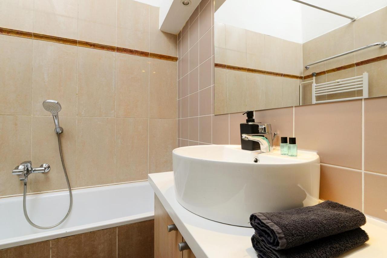 Akacfa 7 City Center Beautiful Apartment Budapest Bagian luar foto