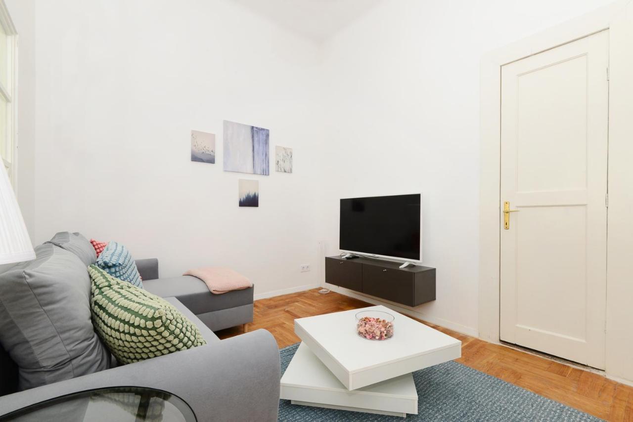 Akacfa 7 City Center Beautiful Apartment Budapest Bagian luar foto