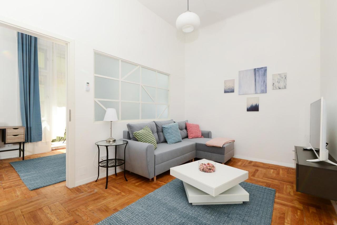 Akacfa 7 City Center Beautiful Apartment Budapest Bagian luar foto